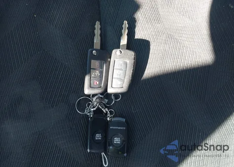 2016 Nissan Rogue S z USA, uszkodzony, nr VIN JN8AT2MV6GW137615